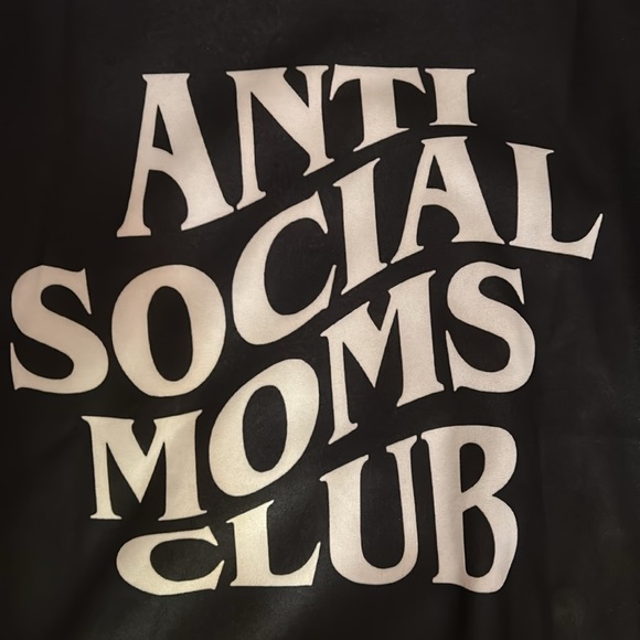 ASSC Anti Social Moms Club Long Sleeve - Picture 2 of 4